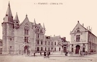 L'Hôtel de Ville 