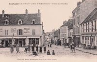 Montlhéry - La Rue de la  Ferronnerie - Bureau des Omnibus