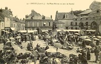 La Place Rotrou un jour de Marché