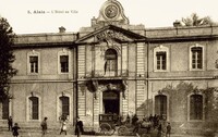 L'Hôtel de Ville 
