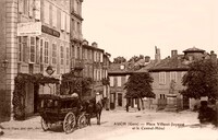 Place Villaret-Joyeuse et le Central-Hôtel