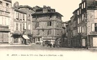 Maison du XVIe siècle Place de la République