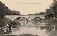 Pont de la Treille et Bords du Gers - Lavandières