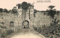 Entrée de L'Ancien Fort Richepance