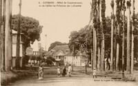 Hôtel du Gouvernement vu de L'Allée des Palmiste rue Lallouette