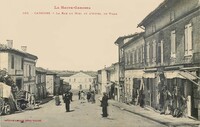 La Rue du Midi et l'Hôtel de Ville