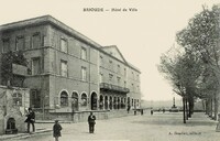 L'Hôtel de Ville 