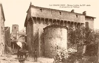 Maison Fortifiée du XVe siècle