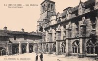 Les Cloîtres - Vue Extérieure