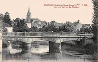 Vue prise du Pont des Malades