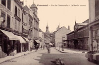Rue de Chamarandes . Le Marché couvert