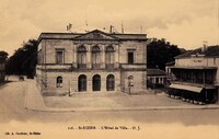 L'Hôtel de Ville 