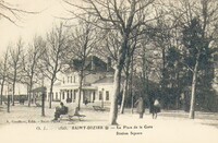 La Place de la Gare