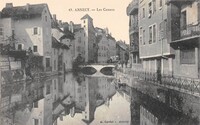 Les Canaux