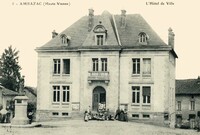 L'Hôtel de Ville 