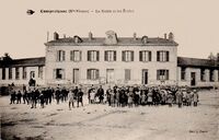 Compreignac - La Mairie et les Ecoles