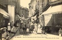 Rue de la Boucherie-prise de la Place du Poids Public