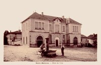 L'Hôtel de Ville 