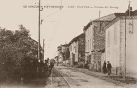 Vayres - Entrée du Bourg