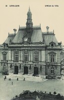 L'Hôtel de Ville 