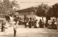 Les Halles et le Marché en plein air