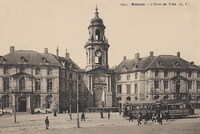 L'Hôtel de Ville 
