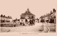 La Place et la Mairie