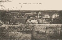 Intérieur du Village