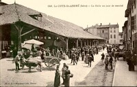 La Halle un Jour de Marché