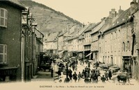 La Rue du Breuil un jour de Marché