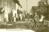Près de St-Laurent-du-Pont .Le Boulodrome