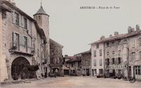 Arinthod - Place de la Tour