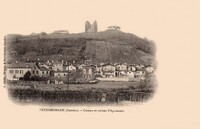 Coteau et ruines d'Apremont