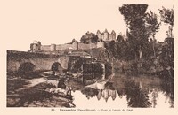 BRESSUIRE  - Pont et Lavoir du Péré -Lavandière
