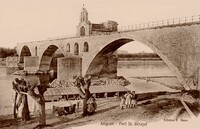 AVIGNON - Pont St-Bénezet - Lavoir