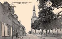Chaumont-sur-Tharonne - La Place de L'Eglise