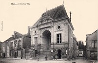 L'Hôtel de Ville 