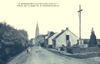 Grandchamps-des-Fontaines - Arrivée par la Route de la Chapelle-sur-Erdre