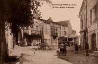 Lacapelle-Biron - La Place et Rue Principale