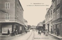 Saint-Céré - La Mairie et le Boulevard Gambetta 