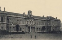L'Hôtel de Ville 