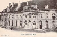 Façade de L'Hôtel de Ville