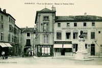 Place des Chanoines .Statue du Docteur Denis