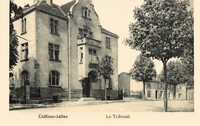 Le Tribunal