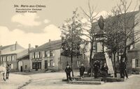 Sainte-Marie-aux-Chênes - Monument Français