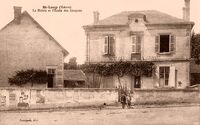 La Mairie et L'Ecole des Garçons