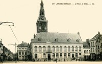 L'Hôtel de Ville 