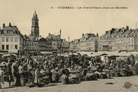 La Grand 'Place (Jour de Marché)