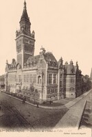 L'Hôtel de Ville 