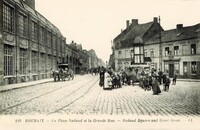 La Place Nadaud et la Grande rue